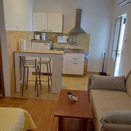 Guest House Anica Ντουμπρόβνικ Εξωτερικό φωτογραφία