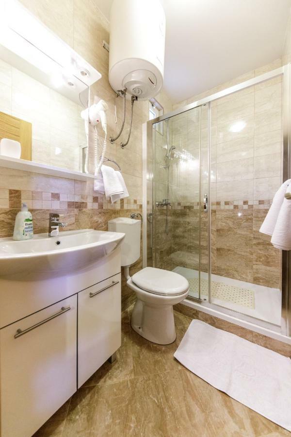 Guest House Anica Ντουμπρόβνικ Εξωτερικό φωτογραφία